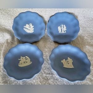 Beautiful Jasperware  Trinket Dishes From Wedgwood.  Set of 4. Made in England